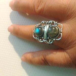 💙Glamorous!/ 2 gemstone Labradorite Ring💖
